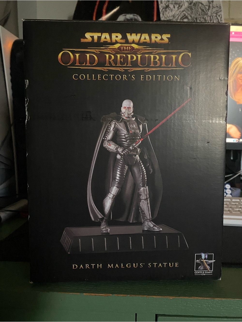 Star Wars The Old Republic Darth Malgus Statue - Black